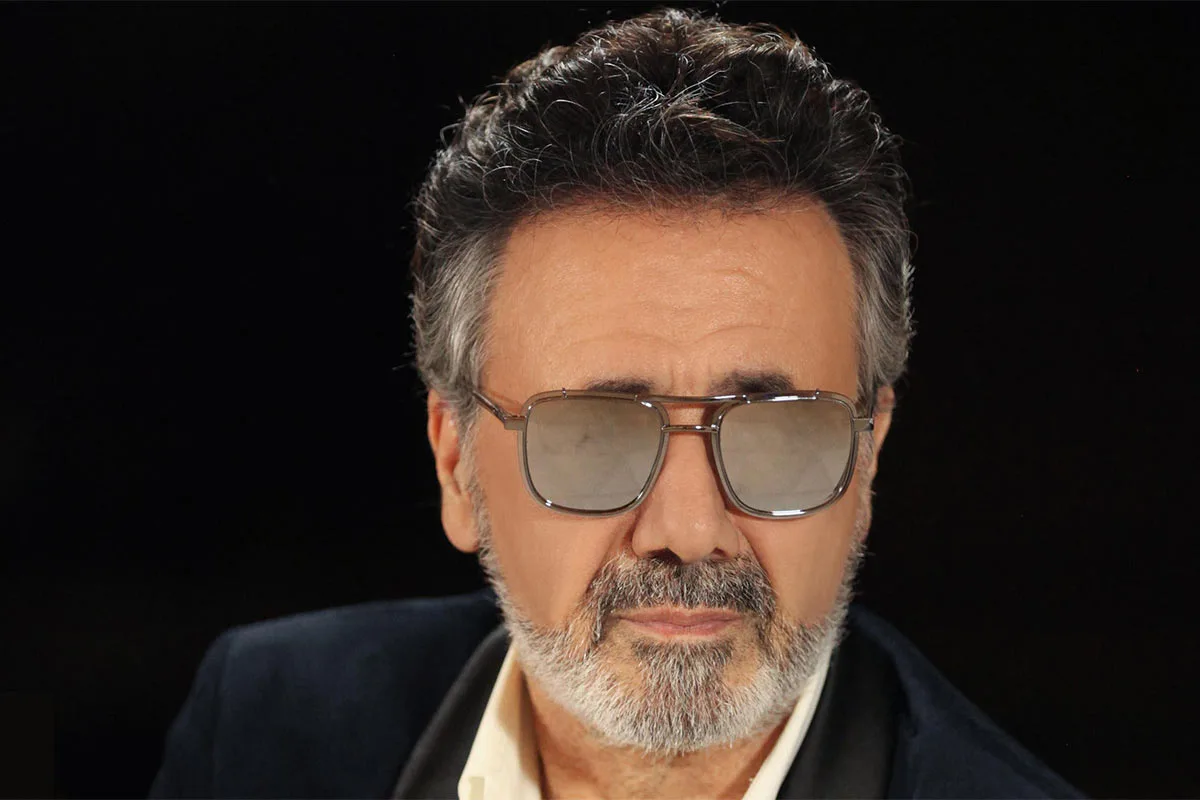 بیوگرافی معین : زندگی شخصی و آثار هنری خواننده محبوب ایرانی معین