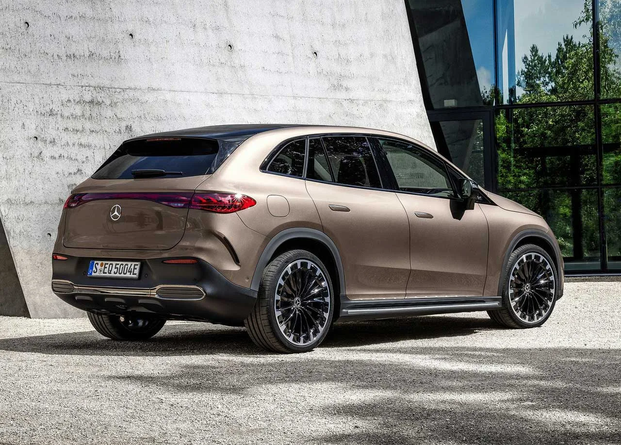 مرسدس بنز EQE 500