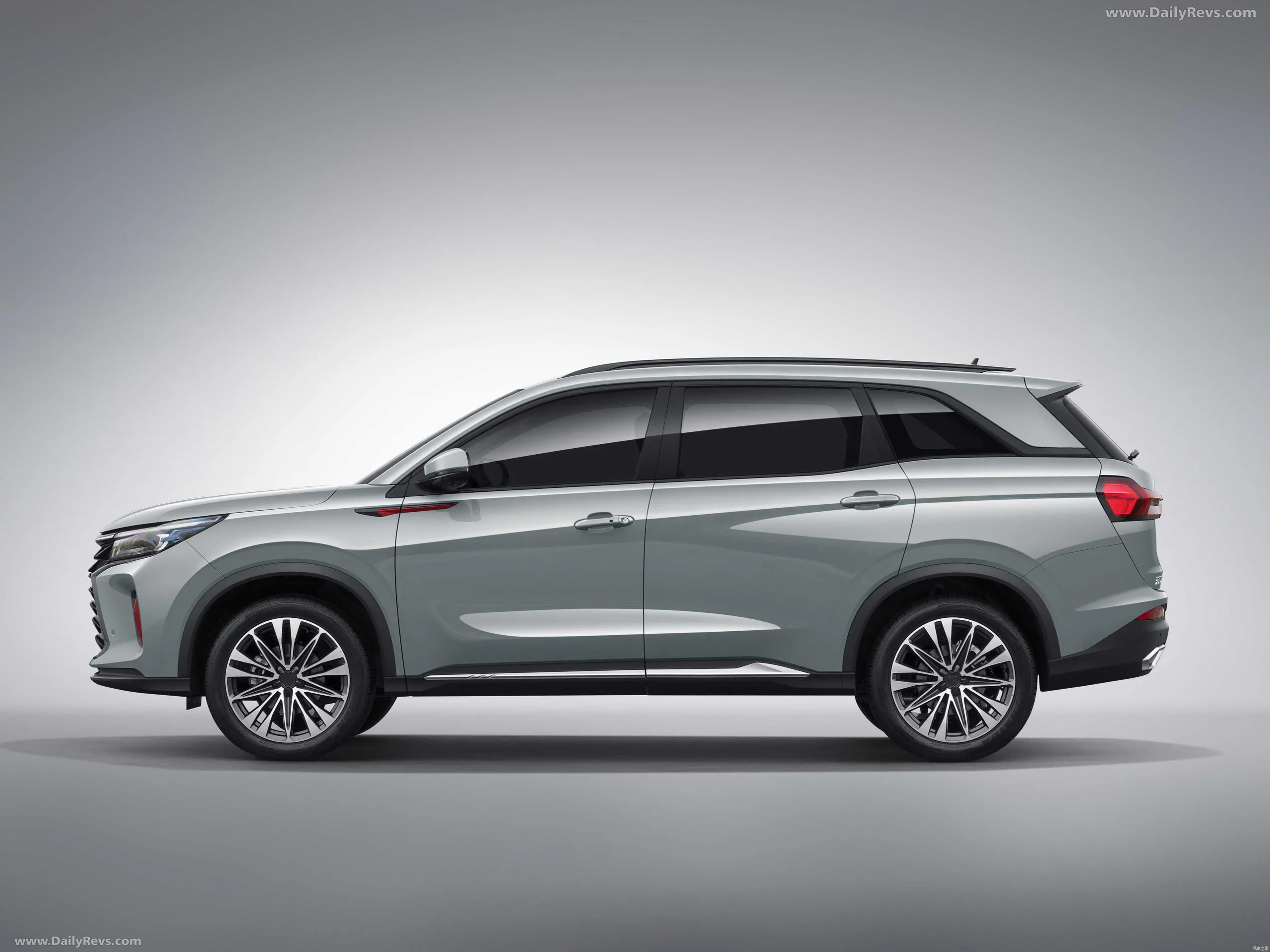 آرتابان توکا | بررسی طراحی، امکانات و مشخصات فنی کراساوور جدید بازار ایران Dongfeng Fengrun 580