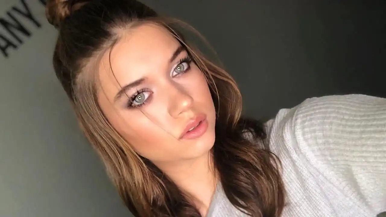 افرا ساراچ اوغلو