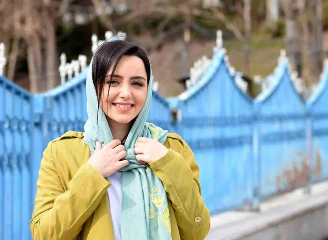 نازنین بیاتی