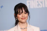 بیوگرافی کامل شهره آغداشلو: از بازیگر تا دریافت جایزه اسکار و اِمی Jenna-ortega